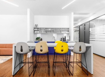 10 m² Co-working  in Tel Aviv, 2 Jabotinsky St. (5250501) - 7 | MatchOffice.com
