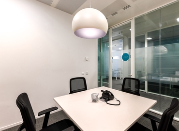 100 m² Business center in Milan, Via San Bovio 3 (20090) - 16 | MatchOffice