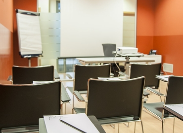 Uffici arredati disponibili per l'affitto a Municipio IX di 90 m², Piazza G. Marconi 15 - 2 | MatchOffice.it