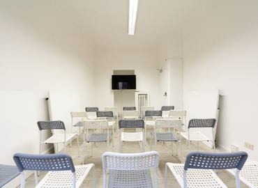 200 m² Business space in Milan, Via Vitruvio 42 (20124) - 7 | MatchOffice.com