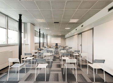 200 m² Convention center in Ravenna, Via Giuseppe di Vittorio 22 (48123) - 4 | MatchOffice.com