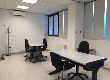 25 m² Business office available to rent in Milan, Via  Buozzi (20060) can benefit your business  - 1 | MatchOffice.com