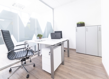 50 m² Business park property for rent in Milan, Via Jacopo dal Verme 7 (20159) - 1 | MatchOffice.com