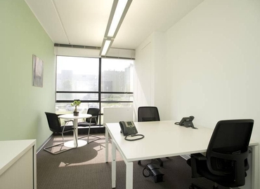 Trova spazio coworking flessibile a Milano di 70 m², Milanofiori - 1 | MatchOffice.it