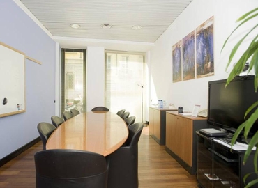 Affitta ufficio condiviso adatto a Milano di 32 m², Via Monte di Pieta 21 - 7 | MatchOffice