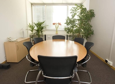 Affitta spazio coworking adatto a Milano di 30 m², Via Senigallia 18/ 2 - 4 | MatchOffice