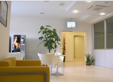 25 m² Shared workspace  in Pescara, Via N. Adriatica Nord 58 (66023) - 6 | MatchOffice.com
