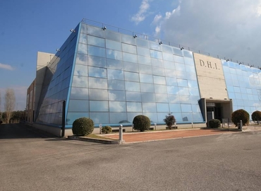 500 m² Co-working  in Frascati, Via di grotte Portella 6/8 (00044) - 1 | MatchOffice.com