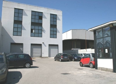 Esplora spazio coworking flessibile a Napoli di 200 m², Via Nazionale delle Puglie 7 - 1 | MatchOffice.it