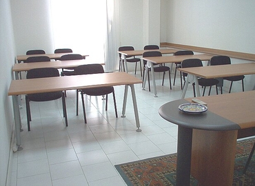 Trova ufficio condiviso flessibile a Napoli di 200 m², Via Nazionale delle Puglie 7 - 5 | MatchOffice.it