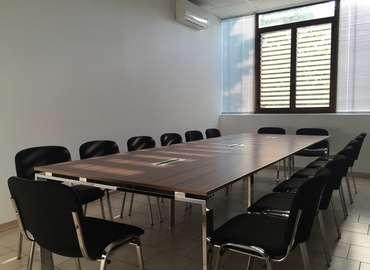 25 m² Shared office  in Milan, Via  Buozzi (20060) - 1 | MatchOffice.com