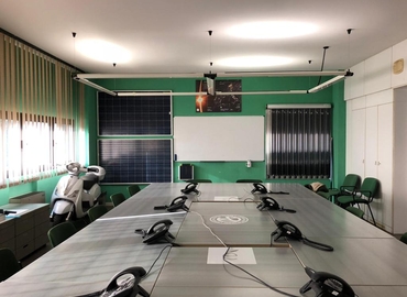 Esplora spazio coworking comodo a Bologna di 100 m², Via Mori 6 - 8 | MatchOffice