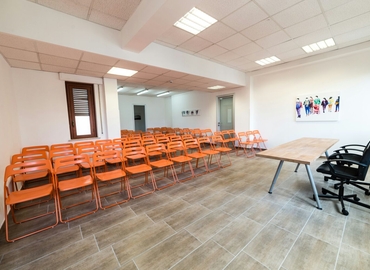 Esplora ufficio condiviso comodo a Palermo di 28 m², via G.B. Vaccarini - 19 | MatchOffice.it
