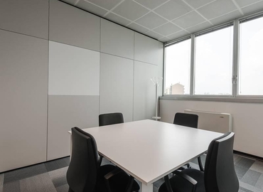 20 m² Coworking  in Milan, Via Domenico Scarlatti 31 (20124) - 1 | MatchOffice