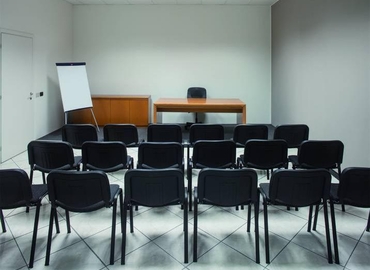 Esplora ufficio coworking flessibile a Treviso di 100 m², Via Postioma 68 - 6 | MatchOffice.it