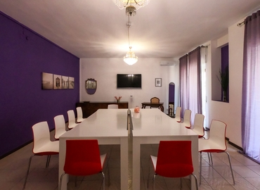 Book a 40 m² Conference room in Bari, Via Principe Amedeo (70122) - 4 | MatchOffice