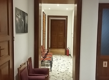 26 m² Business center place for rent in Cagliari, Viale Trento 3 (09123) - 0 | MatchOffice