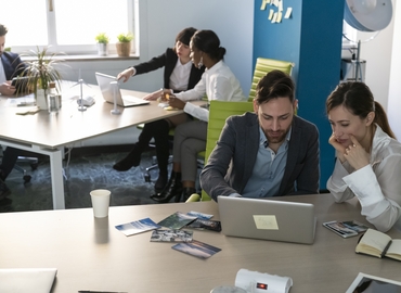 200 m² Co-working  in Milan, Via Cerva 20 (20122) - 1 | MatchOffice.com