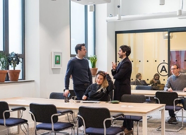 150 m² Shared office  in Milan, Via San Marco 21 (20121) - 4 | MatchOffice.com