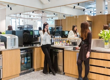 150 m² Shared workspace  in Milan, Via San Marco 21 (20121) - 5 | MatchOffice.com