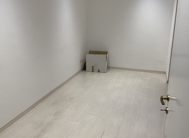 Join suitable a 50 m² Shared office  in Rome, Piazza Augusto imperatore 3 (00186) - 0 | MatchOffice