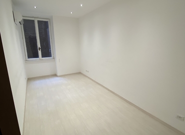 Rent comfortable a 50 m² Coworking space  in Rome, Piazza Augusto imperatore 3 (00186) - 2 | MatchOffice.com