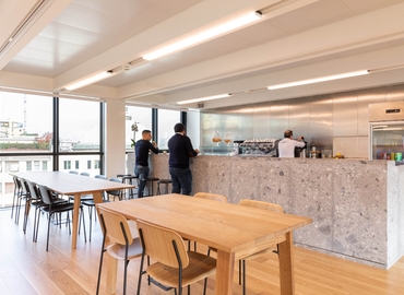 Uffici arredati da affittare a Milano di 120 m², Corso Europa 15 - 2 | MatchOffice.it