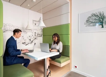 100 m² Business center property up for rent in Florence, Viale Matteotti (50121) - 2 | MatchOffice.com