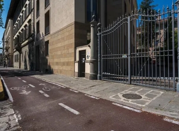 100 m² Business space in Florence, Viale Matteotti (50121) - 0 | MatchOffice