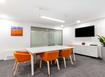 100 m² Business center place for rent in Genoa, Via XII Ottobre (16121) - 2 | MatchOffice.com