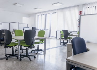 Affitta una sala conferenze affidabile a Bari di 18 m², Via Monsignor Jolando Nuzzi  - 2 | MatchOffice.it