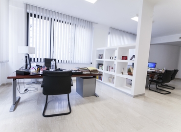 Affitta un centro conferenze affidabile a Bari di 18 m², Via Monsignor Jolando Nuzzi  - 9 | MatchOffice.it