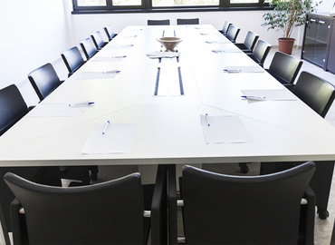 18 m² Convention center in Bari, Via Monsignor Jolando Nuzzi  (70129) - 0 | MatchOffice