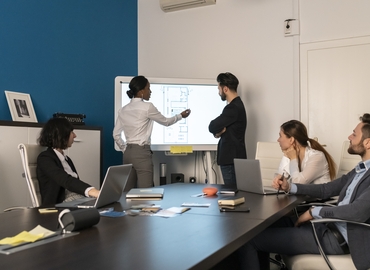 Scegli uno spazio per conferenze affidabile a Milano di 30 m², Via Cerva 20 - 3 | MatchOffice