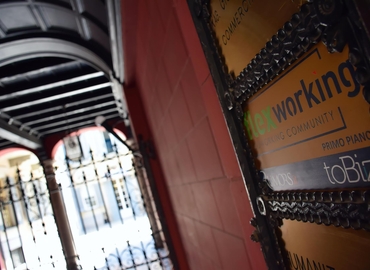 Prenota una sala conferenze accogliente a Milano di 30 m², Via Cerva 20 - 5 | MatchOffice