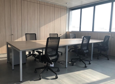 Prenota una sala riunioni accogliente a Milano di 30 m², Via Noto 10 - 15 | MatchOffice