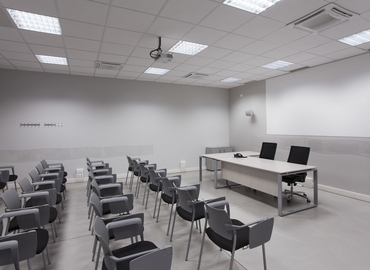 Prenota una sala conferenze affidabile a Vicenza di 64 m², Via Zamenhof 817 - 3 | MatchOffice