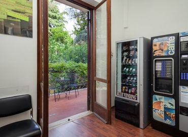 Esplora ufficio condiviso flessibile a Municipio IX di 60 m², Via del Poggio Laurentino 118 - 10 | MatchOffice.it