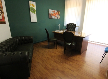 28 m² Business space place up for rent in Palermo, Viale Regione Siciliana N. O. (90145) - 25 | MatchOffice