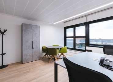 11 m² Business park in Milan, Strada 4 (20089) - 2 | MatchOffice