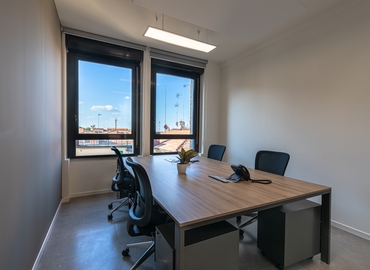 Uffici arredati disponibili per l'affitto a Bologna di 13 m², Via Altabella 17 - 11 | MatchOffice.it