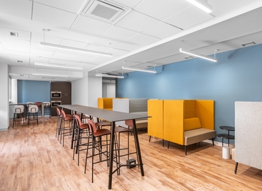 14 m² Business space in Cagliari, Via del Mercato Vecchio 9 (09124) - 1 | MatchOffice.com