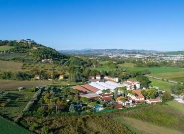 Uffici e spazi aziendali da affittare a Civitanova Marche di 240 m², Via Risara 48 - 1 | MatchOffice.it