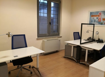 Esplora ufficio temporaneo comodo a Municipio IX di 90 m², Piazza G. Marconi 15 - 10 | MatchOffice