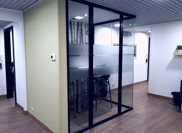 Scegli uno spazio per conferenze accogliente a Municipio XIII di 8 m², Via Attilio Regolo 19 - 8 | MatchOffice.it