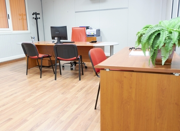 17 m² Business office up for rent in Naples, Via Eleonora Duse 26, 80126  - 1 | MatchOffice.com