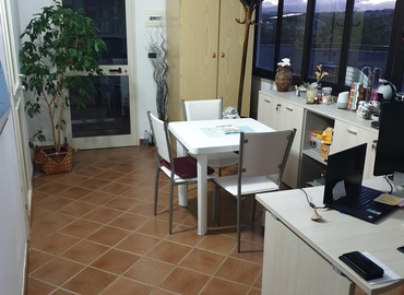 Trova ufficio coworking adatto a Pescara di 25 m², Via Martiri Di Filetto - 7 | MatchOffice.it