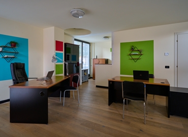 Affitta ufficio temporaneo adatto a Milano di 90 m², Via Deledda - 7 | MatchOffice