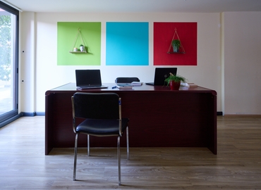 Esplora spazio coworking flessibile a Milano di 90 m², Via Deledda - 12 | MatchOffice.it