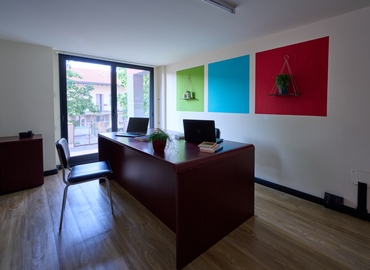 Affitta ufficio temporaneo comodo a Milano di 90 m², Via Deledda - 13 | MatchOffice.it